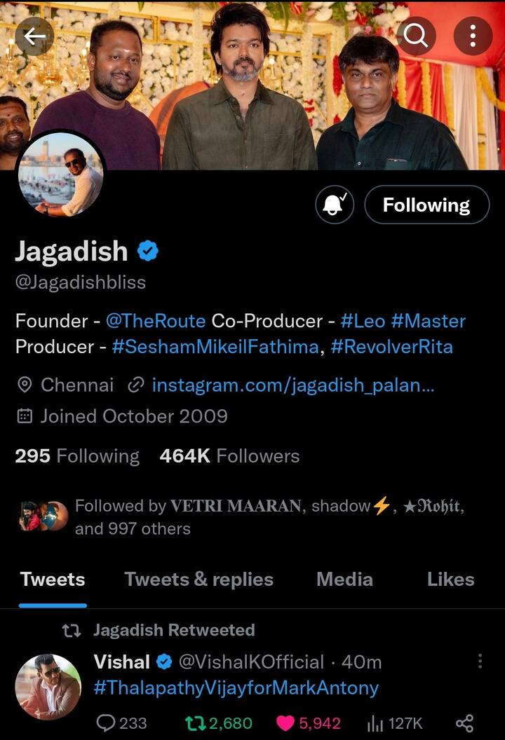 நடிகர் விஜய்யின் செய்தி தொடர்பு மேலாளர் விஷாலின் ட்வீட்டை ரீ-ட்வீட் செய்துள்ளார்.