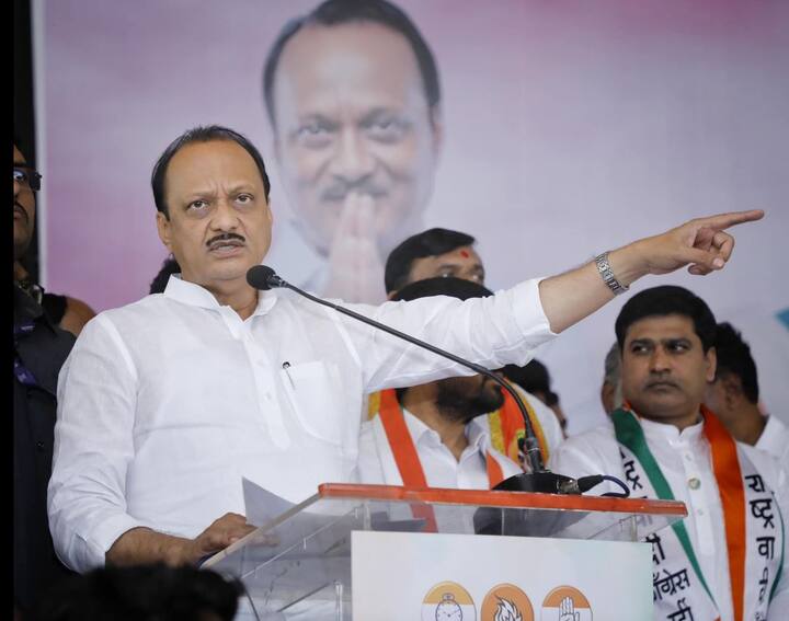 जनतेच्या मनातल्या भावना बॅनर्स स्वरूपातून मांडल्याची प्रतिक्रिया त्यांनी दिली आहे.