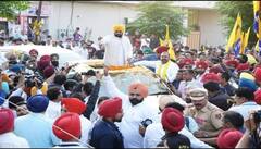 ਸੀਐਮ ਮਾਨ ਨੇ ਹਲਕਾ ਫਿਲੌਰ ਦੇ ਵੱਖ-ਵੱਖ ਇਲਾਕਿਆਂ ਵਿੱਚ 'ਆਪ' ਉਮੀਦਵਾਰ ਸੁਸ਼ੀਲ ਰਿੰਕੂ ਦੇ ਹੱਕ ਵਿੱਚ ਕੱਢਿਆ ਰੋਡ ਸ਼ੋਅ