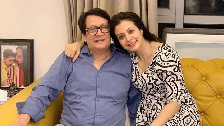 সময় পেরিয়েছে, বয়স বেড়েছে.. কিন্তু বাবা-মেয়ের বন্ধুতা কমেনি। মেয়ে কোয়েলের (Koel Mallick) জন্মদিনে স্মৃতিতে ডুব দিলেন রঞ্জিত মল্লিক।