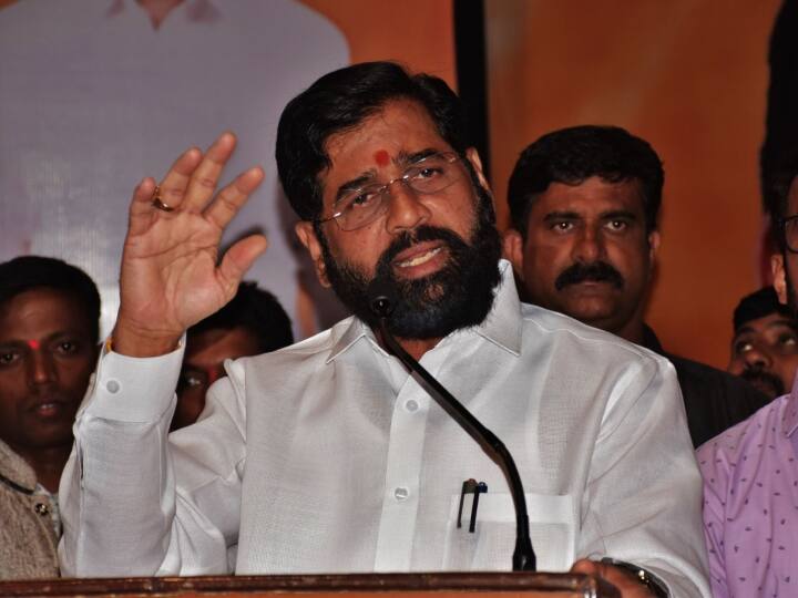 Eknath Shinde hit back at Uddhav Thackeray statement you have sense of revenge and murder Maharashtra Politics: 'वे जूते पोंछने वाले को नीचा समझते हैं', उद्धव ठाकरे की आलोचना पर सीएम शिंदे का पलटवार