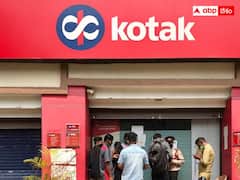 కోటక్‌ మహీంద్ర బ్యాంక్‌ వీర బాదుడు - కస్టమర్ల వీపు విమానం మోత