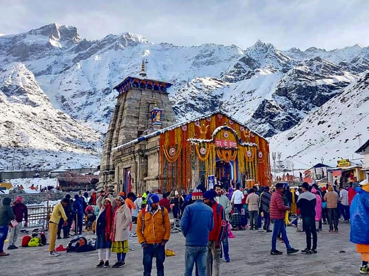 Chardham Yatra 2023 Kedarnath Uttarakhand snowfall administration appeals to postpone yatra ANN Chardham Yatra 2023: केदारनाथ धाम में खराब मौसम को लेकर प्रशासन ने की ये अपील, यात्रियों के लिए लागू होगा नया सिस्टम