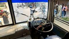 North Bengal Strike : পুলিশের সামনে দোকান বন্ধ, বাস ভাঙচুর, মুখোমুখি বিজেপি ও তৃণমূল - উত্তরবঙ্গে কেমন হল বনধ?