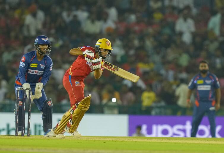 IPL 2023 PBKS Atharva Taide maiden half century in 26 balls against LSG unknown facts records stats 2023 Ipl live marathi News IPL 2023, Atharva Taide : महाराष्ट्राचा पठ्ठ्या पंजाबसाठी एकटाच लढला, लखनौच्या गोलंदाजांना धुतले; कोण आहे अर्थव तायडे?