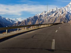 CPEC: पाकिस्तान की कंगाली तय! चीन 58 अरब डॉलर की लागत से पाकिस्तान के ग्वादर पोर्ट तक बिछाएगा रेलवे लाइन! देखें तस्वीरें