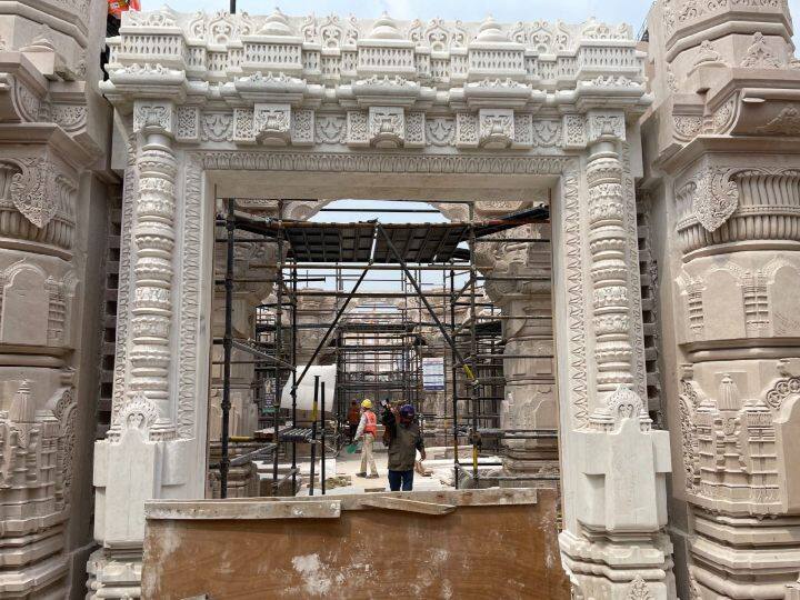 Ayodhya ram mandir Ramlala will be consecrated in the sanctum sanctorum on January 22 Ayodhya Ram Temple: राम मंदिर के गर्भगृह में भगवान रामलला की प्राण प्रतिष्ठा की तारीख आई सामने, जानें- कब होगी स्थापना
