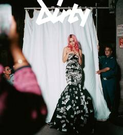 Uorfi Javed Different looks: उर्फी जावेद जैसे ये अतरंगी कपड़े आपने कहीं नहीं देखें होंगे, कभी रस्सी तो कभी ब्लेड, ऐसी ड्रेसेस पहनती हैं एक्ट्रेस