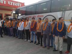 यूपी: सूडान संकट से लौटे गोरखपुर-बस्ती मंडल के 31 नागरिक, योगी सरकार ने लक्जरी गाड़ियों से पहुंचाया घर तक