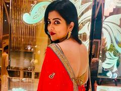 ఎర్ర గులాబీలా మురిపిస్తున్న బెంగాలీ బ్యూటీ పాయల్ ముఖర్జీ