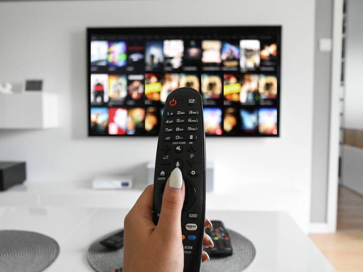 Netflix ने इस देश में पासवर्ड शेयर करने पर वसूले पैसे, और फिर यह हुआ... Netflix starts charging users for sharing passwords in many countries and loses over million subscribers Netflix ने इस देश में पासवर्ड शेयर करने पर वसूले पैसे, और फिर यह हुआ...