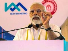 Kochi Water Metro: कोच्चि वाटर मेट्रो के दूसरे दिन 7,000 से अधिक लोगों ने की सवारी, देखें तस्वीरें