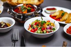 Sattvic Food: इस भोजन को खाने से बीमारियों से रहेंगे दूर, वजन भी हो जाएगा कम और फुर्ती भी मिलेगी जबरदस्त