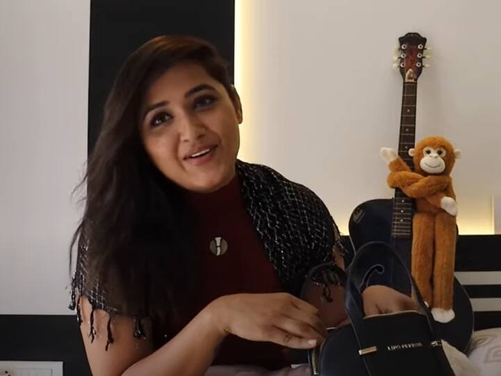 Bhojpuri Actress Kajal Raghwani Whats In My Bag Video check out her Bagvati Kajal Raghwani Video: बैग में ये तमाम चीजें लेकर निकलती हैं काजल राघवानी, देखिए इनका 'व्हाट्स इन माय बैग' सेशन
