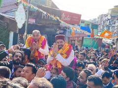 केंद्रीय मंत्री अनुराग ठाकुर के रोड शो ने BJP के ठंडे पड़े प्रचार में भरा दम, क्या हैं इसके संकेत?