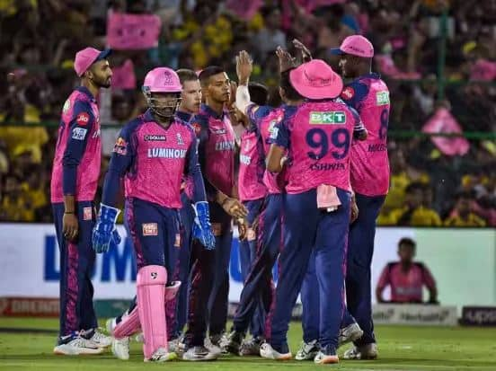 IPL 2023 points table rr won against csk know points table team position statistics and other records 2023 IPL live marathi news IPL 2023 Points Table : चेन्नईचा पराभव करून राजस्थान पुन्हा अव्वल, धोनीच्या संघाला नुकसान