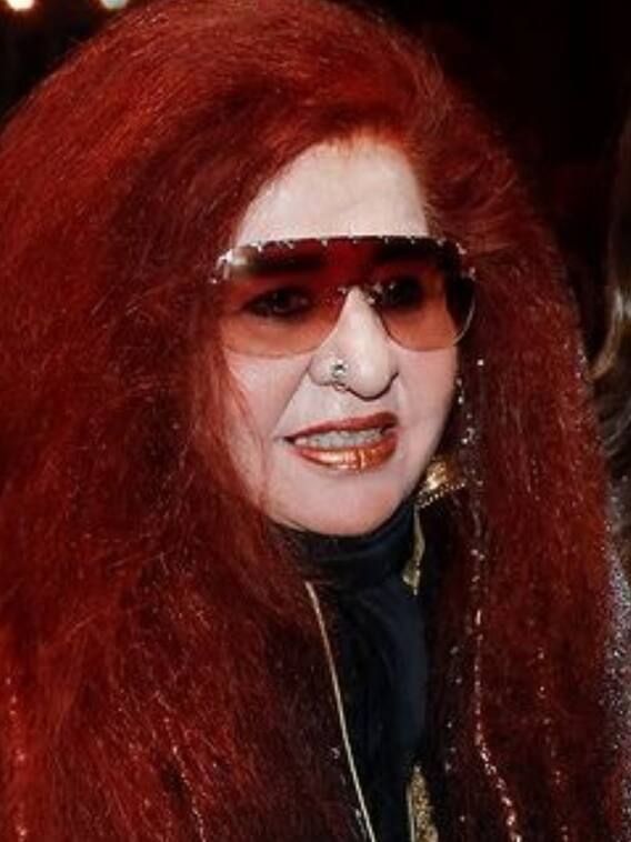 बेदाग ग्लोइंग स्किन के लिए अपनाएं शहनाज हुसैन के घरेलू नुस्खे