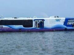 Kochi Water Metro: कोच्चि वाटर मेट्रो के दूसरे दिन 7,000 से अधिक लोगों ने की सवारी, देखें तस्वीरें