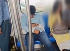 दिल्ली मेट्रो में मास्टरबेट करते युवक का वीडियो वायरल, लड़की के बगल में बैठकर की शर्मनाक हरकत