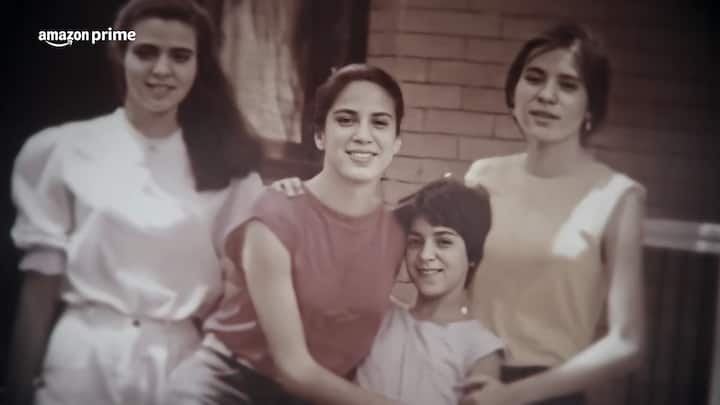 These are the 4 daughters of Shakereh and Akbar Khaleeli. When Akbar got posted in Iran, Shakereh and their daughters stayed back in India. But after their divorce in 1985, the daughters moved to Italy, where Akbar Khaleeli was posted.