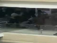 Greater Noida: యూనివర్సిటీలో సీనియర్‌లు జూనియర్ల మధ్య కొట్లాట, వైరల్ అవుతున్న వీడియో