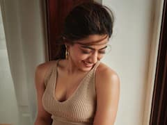 శ్రీవల్లి, అంత సిగ్గేలా - రష్మిక మందన్న లేెటెస్ట్ ఫొటోలు చూశారా?