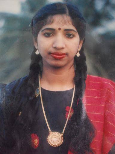 தமிழ், தெலுங்கு, கன்னடம், இந்தி, உருது, மலையாளம், பெங்காலி, ஒரியா, படுகா உள்ளிட்ட பல மொழிகளில் ஏழாயிரத்திற்கும் அதிகமான பாடல்களைப் பாடியுள்ளார்.