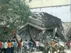 ठाणे के भिवंडी में गिरी दो मंजिला इमारत, हादसे में 3 की मौत, मलबे में कई के फंसे होने की आशंका