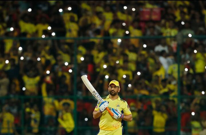 “ஜெய்பூர் மைதானத்தில்தான் நான் என் எனது அதிகபட்ச ஸ்கோரான 183 ரன்களை குவித்தேன். இந்த மைதானம் என் மனதுக்கு நெருங்கியது.” என தோனி உருக்கமாக பேசினார்.