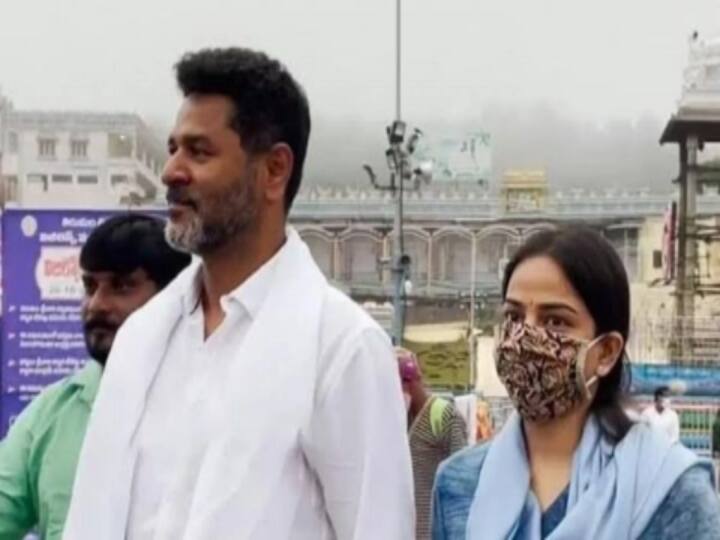 Prabudeva was spotted with his second wife at thirupathi temple and the click goes viral online Prabudeva : இரண்டாவது மனைவியுடன் திருப்பதியில் பிரபுதேவா... முதல் முறையாக வெளியான புகைப்படம்..!