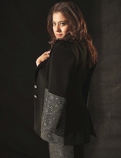 Kajol से लेकर सारा तक... जब कम उम्र में बॉलीवुड के कई स्टार्स ने झेला मां-बाप के अलग होने का दर्द