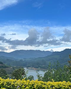 Rainbow : ரெயின்போ படத்தின் முதல் கட்ட படப்பிடிப்பு நிறைவு..மகிழ்ச்சியில் போட்டோ பதிவிட்ட ராஷ்மிகா!