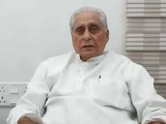 धीरेंद्र शास्त्री पर क्या बोल गए RJD अध्यक्ष जगदानंद सिंह? समर्थन में उतरे गिरिराज सिंह ने कह दी बड़ी बात