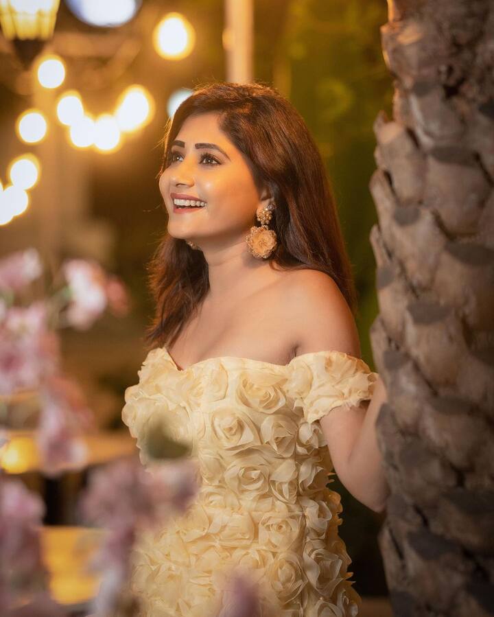 వాసంతి కృష్ణన్ అందమైన ఫోటోలు