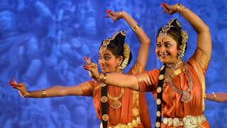 International Dance Day 2023: આજે ઇન્ટરનેશનલ ડાન્સના અવસરે ભારતની પ્રમુખ નૃત્ય શૈલી વિશે જાણવા જેવી રસપ્રદ વાતો