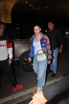 Met Gala 2023 के लिए रवाना हुई Alia Bhatt,  बैगी फिट डेनिम के साथ कलरफुल जैकेट में लगीं स्टनिंग