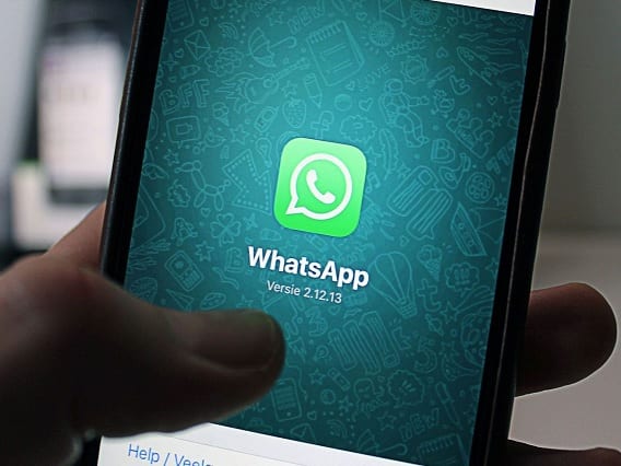 Tech Updates : Whatsapp New Feature Rolled Users Will be able to Read Voice Messages Tech Updates : હવે સાંભળવાના બદલે વાંચી શકશો WhatsAppના વોઈસ મેસેજ