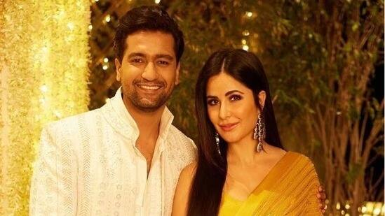 ਹਾਲ ਹੀ 'ਚ ਵਿੱਕੀ ਕੌਸ਼ਲ ਦਾ ਇਕ ਵੀਡੀਓ ਸਾਹਮਣੇ ਆਇਆ ਹੈ, ਜਿਸ 'ਚ ਵਿੱਕੀ ਕੈਟ ਨਾਲ ਆਪਣੇ ਵਿਆਹ ਬਾਰੇ ਗੱਲ ਕਰਦੇ ਨਜ਼ਰ ਆ ਰਹੇ ਹਨ।