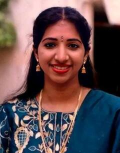 HBD Swarnalatha : மண்னை விட்டு மறைந்தலும் பாடல்களால் வாழ்ந்து வரும் பாடகி ஸ்வர்ணலதா!