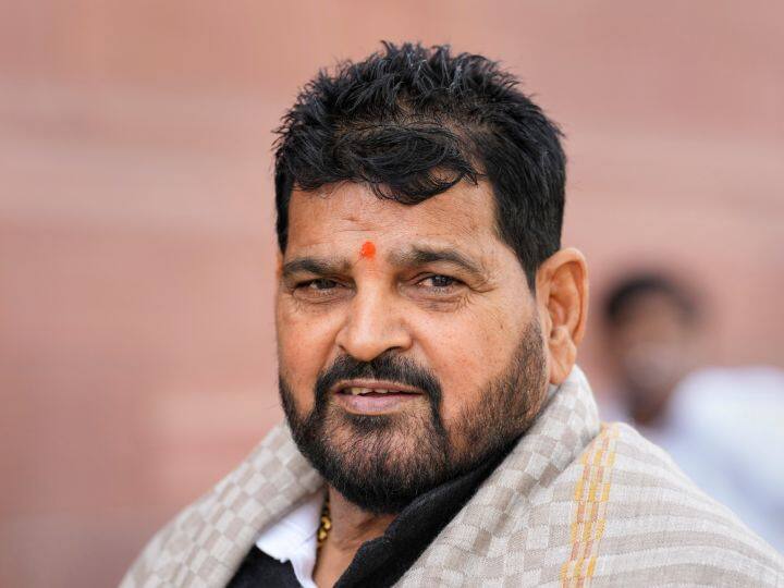 Wrestlers Protest: प्रदर्शन कर रहे पहलवानों पर बृजभूषण सिंह की प्रतिक्रिया, बताया वह नियम जिसकी वजह से हो रहा विरोध Wrestlers Protest WFI President Brij Bhushan Sharan Singh told that why wrestlers are protesting know details Wrestlers Protest: प्रदर्शन कर रहे पहलवानों पर बृजभूषण सिंह की प्रतिक्रिया, बताया वह नियम जिसकी वजह से हो रहा विरोध