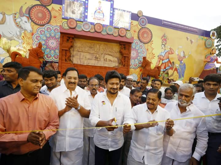 Tamil Nadu Minister Udhayanidhi Stalin inaugurated Chennai Festival 2023 comprising of International handloom, handicrafts and food festival at Island Ground in Chennai
