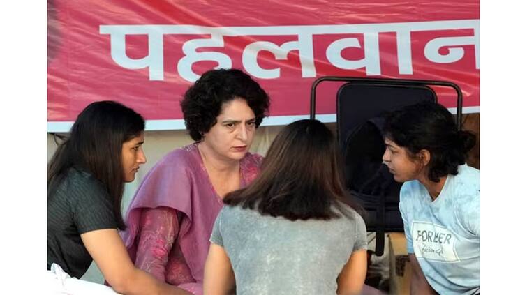 Priyanka Gandhi reached Jantar Mantar in support of wrestlers raised questions said- Government to save Brij Bhushan Wrestlers Protest: ਪਹਿਲਵਾਨਾਂ ਦੇ ਸਮਰਥਨ 'ਚ ਜੰਤਰ-ਮੰਤਰ ਪਹੁੰਚੀ ਪ੍ਰਿਯੰਕਾ ਗਾਂਧੀ ਨੇ ਚੁੱਕੇ ਸਵਾਲ, ਬੋਲੀ- ਬ੍ਰਿਜਭੂਸ਼ਣ ਨੂੰ ਬਚਾਉਣ ਲਈ ਸਰਕਾਰ...