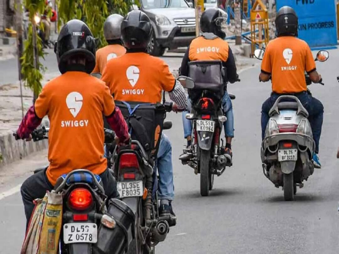 Swiggy Platform Fee: இனிமே கூடுதல் கட்டணம்.. வாடிக்கையாளர்களுக்கு ஷாக் கொடுத்த ஸ்விக்கி...! முழு விவரம்..!