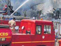 Fire Accident: ரியல் டவர் கட்டடத்தில் தீ விபத்து; சம்பவ இடத்திற்கு விரைந்த தீயணைப்பு வீரர்கள்!