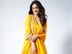 యెల్లో యెల్లో, వెన్నెల ఈజ్ బ్యూటిఫుల్ ఫెల్లో - విరబూసిన చామంతిలా కీర్తి సురేష్