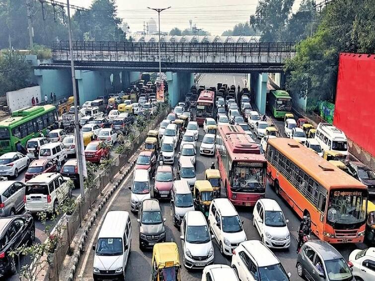 Pune ranks sixth in traffic jams across the world Tom Tom survey know details Pune Traffic News: वाहतूक कोंडीत पुणे जगात सहाव्या क्रमांकावर; 10 किमी प्रवासासाठी किती वेळ लागतो?