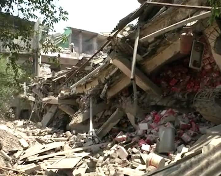 Bhiwandi godown building collapsed accident kills four people and 14 people rescued by NDRF Maharashtra Bhiwandi Building Collaps: भिवंडी दुर्घटनेत 4 जणांचा मृत्यू, 14 जणांना बाहेर काढण्यात यश; अजुनही बचावकार्य सुरुच