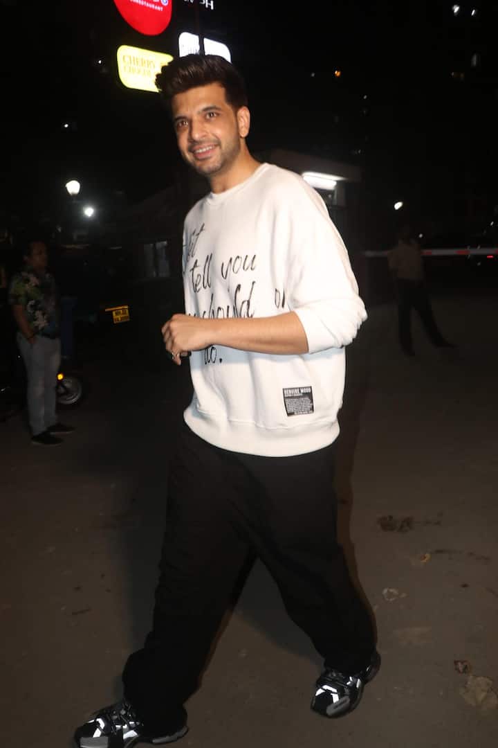 करण कुंद्रा और तेजस्वी प्रकाश एक दूसरे को बिग बॉस डेज से जानते हैं. दोनों की इस शो में दोस्ती हुई थी, और बात प्यार-मोहब्बत तक बढ़ गई.