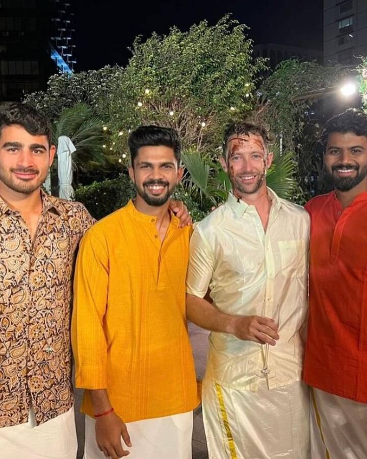 डीवोन कॉनवे ने अब तक न्यूजीलैंड टीम के लिए 16 टेस्ट, 18 वनडे और 38 टी20 अंतरराष्ट्रीय मुकाबले खेले हैं. इसके अलावा कॉनवे आईपीएल में भी 15 मैच खेल चुके हैं.