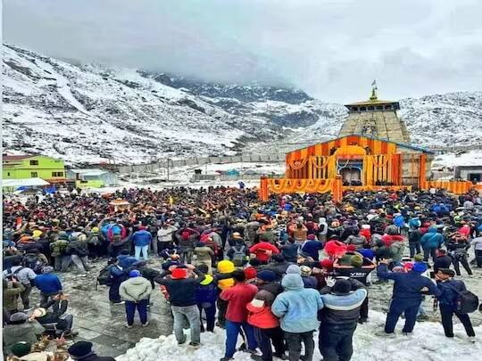 Char dham yatra stopped due to snow falls and landslides Char Dham Yatra:   કુદરતનો કહેર, સતત  હિમવર્ષાના કારણે ઠંડી અને હાર્ટ એટેકથી 4 તીર્થયાત્રીના મોત, યાત્રા રોકાવાઇ